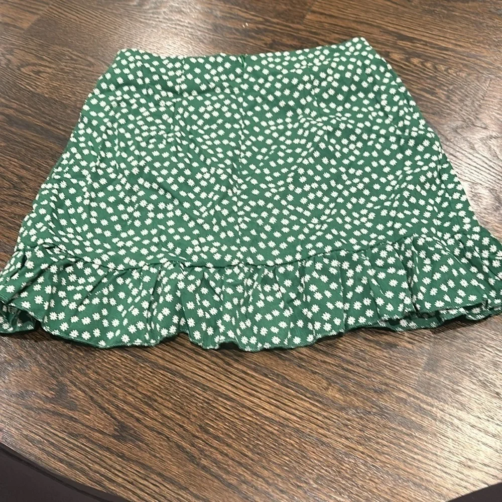 SHEIN Ruffled Mini Skirt Size S